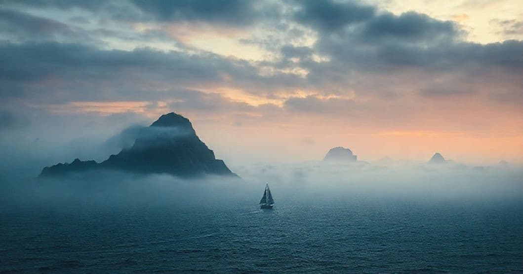 Featured image for Sailing Past Wolf Islands: Decoding Dreams of Wolf Horizons